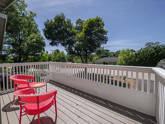 3rd image of 2884 Estates Dr