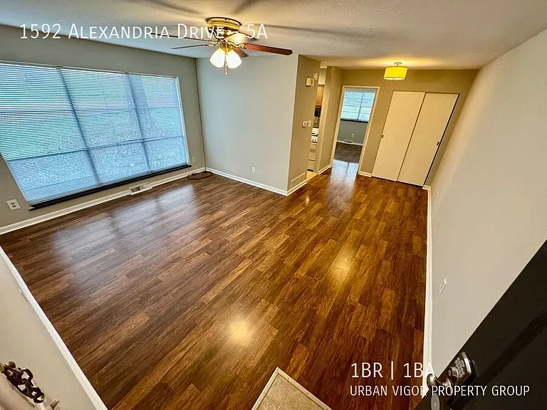 1592 Alexandria Dr #5A — Photo 1