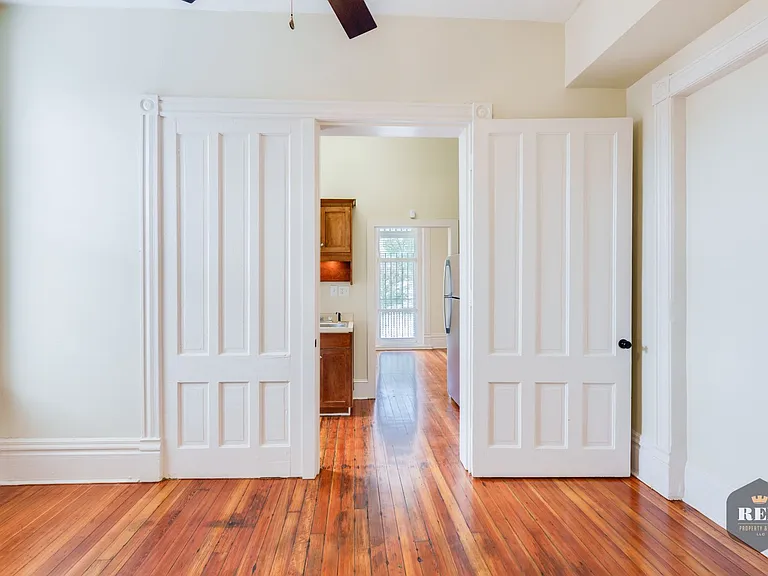 Levy House — Photo 10