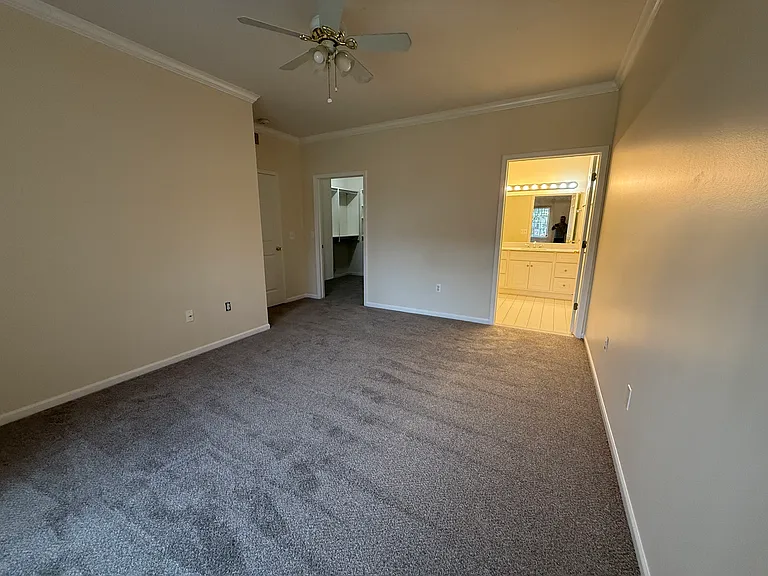 5631 Twin Oaks Dr — Photo 22