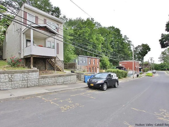 32 Gill Street, Kingston, NY 12401
