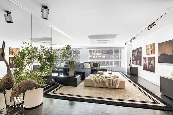 Sold by Warburg | media 1