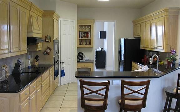 3rd image of 2724 Waters Edge Dr