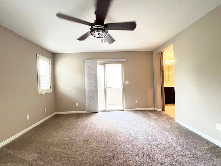 10530 Siesta Key St — Photo 12