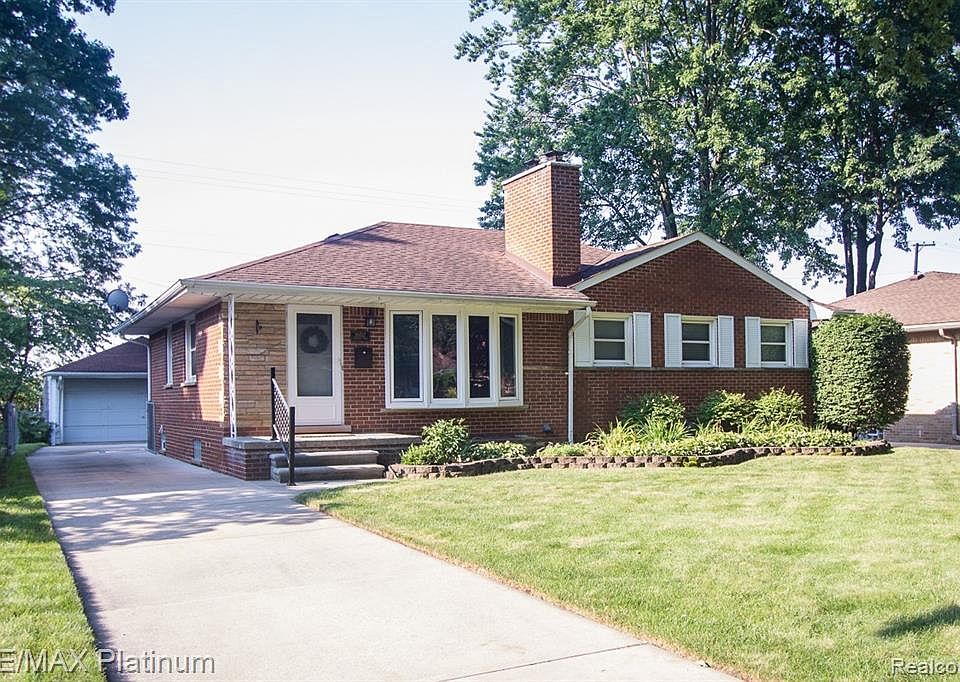 1st image of 30517 Grandon St