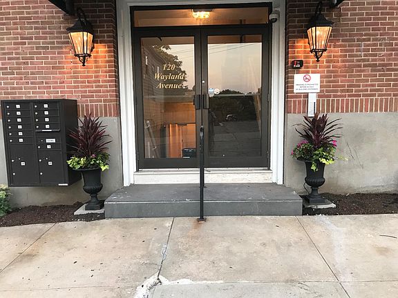 4th image of 120 Wayland Ave