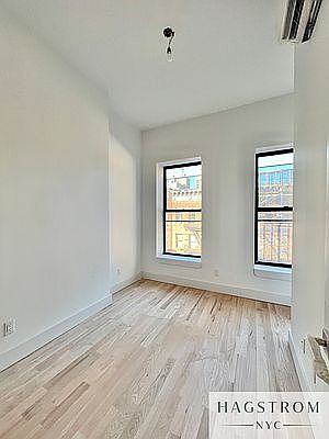 5th image of 326 E 93rd St #6