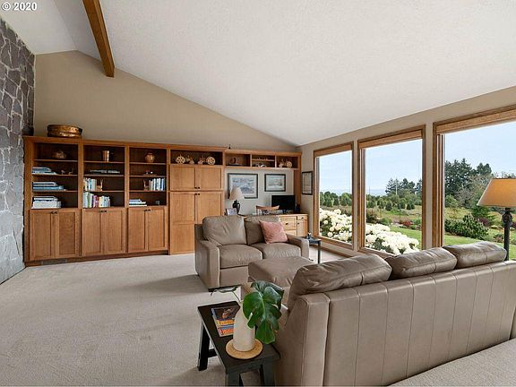 4th image of 14155 SW Elsinore Ln