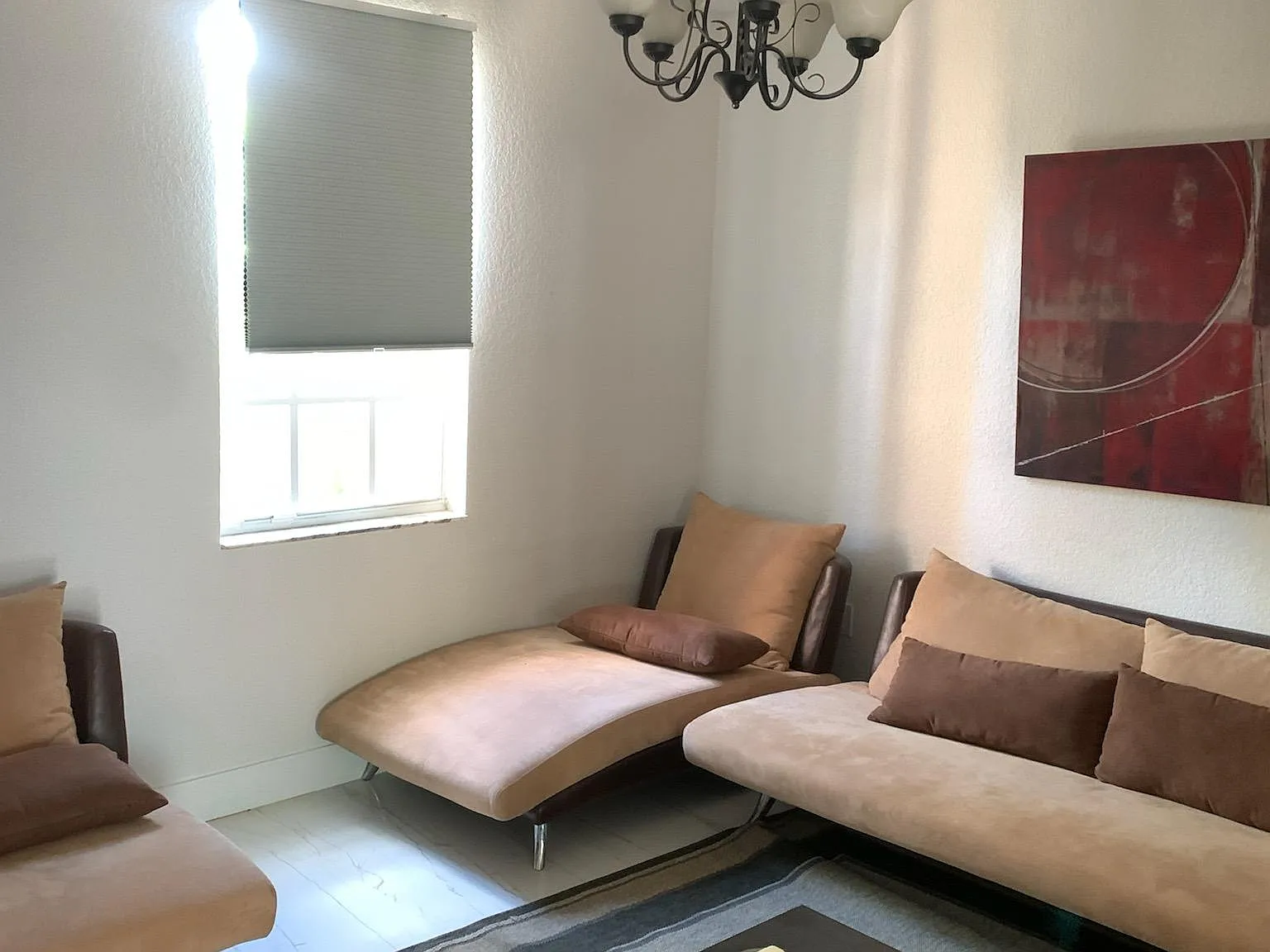 4 bed, 2.5 bath, 2000 sqft, $1,100 — Photo 4