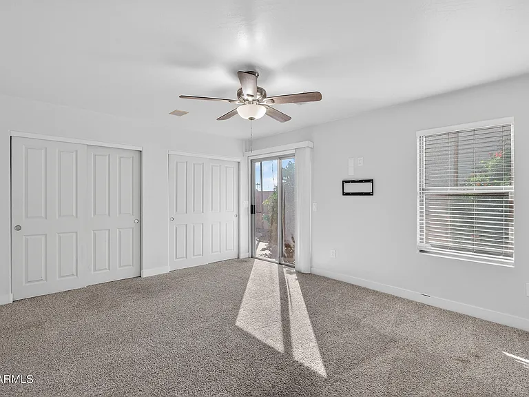 1365 E Betsy Ln — Photo 15