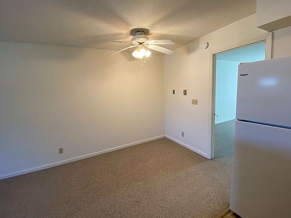 5th image of 305-311 Birch St #307-2