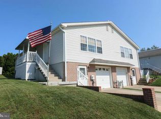 13464 Damar Dr, Philadelphia, PA 19116