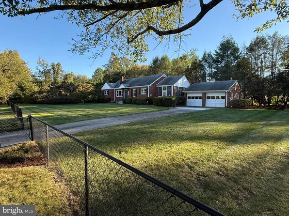 3000 James St, Fairfax, VA 22031