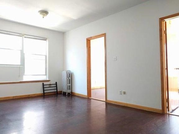 4th image of 1711 Benson Ave APT 2F