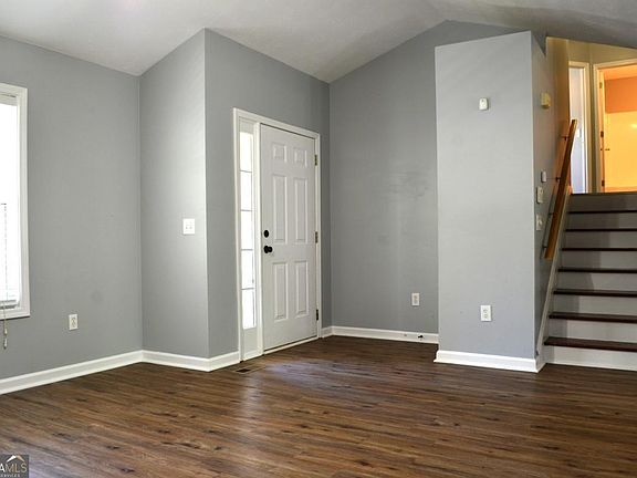 3rd image of 43 Stiles Ct