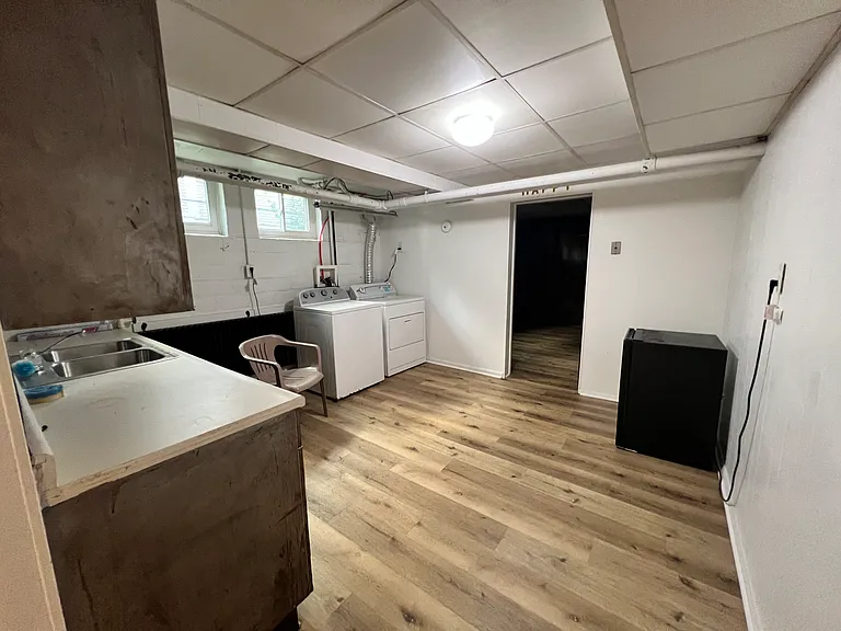 1411 W Barker Ave #A — Photo 2