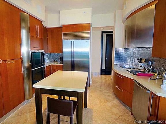 4th image of 18101 Collins Ave APT 1509