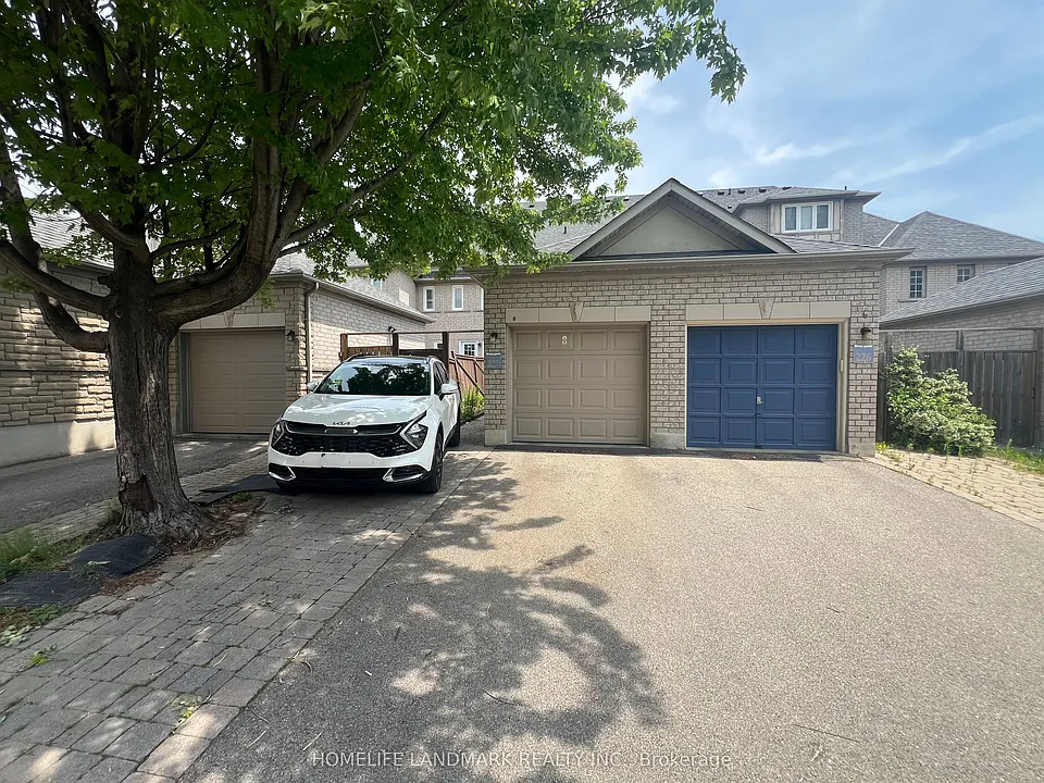 8 Baffin Ct