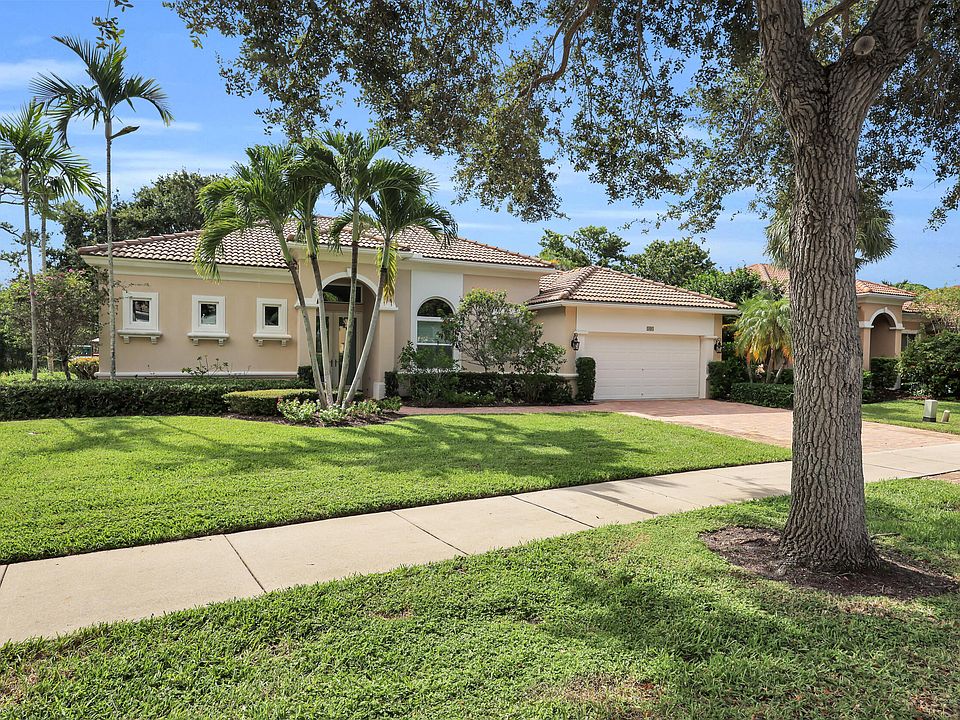 1st image of 103 MAGNOLIA Way