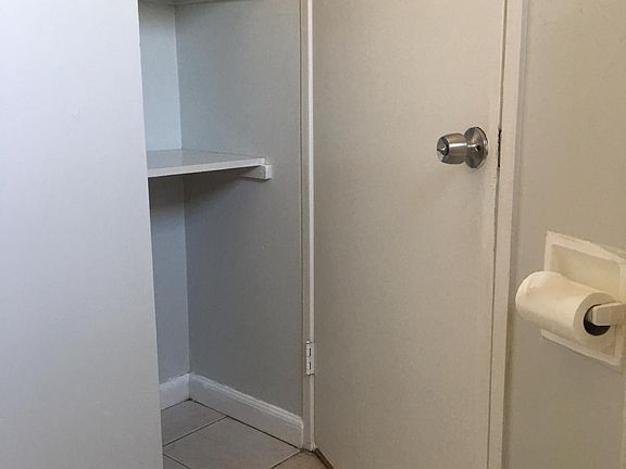5th image of 3518 1/4 Portola Ave