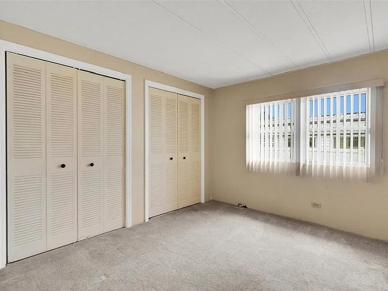 504 Skyline Dr E — Photo 8