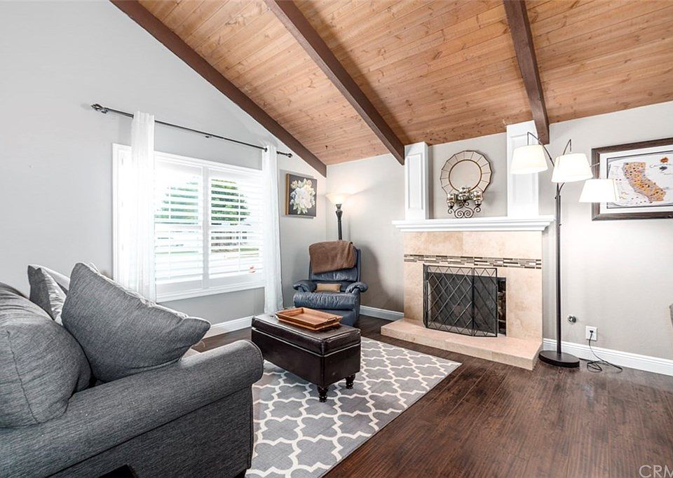 1st image of 4943 E Silverleaf Ave