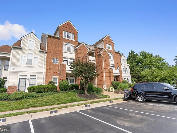 3rd image of 7014 Ellingham Cir Unit F
