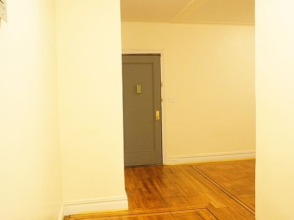 5th image of 500 Ocean Ave #51