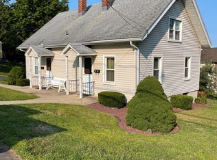 85 West St #A, Windsor Locks, CT 06096