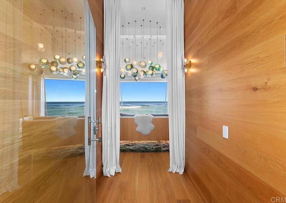 1st image of 3709 Ocean Front Walk