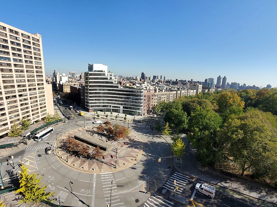 1st image of 300 Cathedral Pkwy #11D