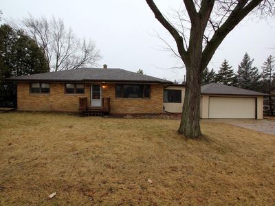 10415 West Pallottine DRIVE, Greenfield, WI, 53228