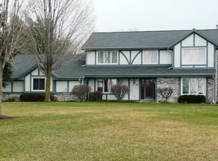 W229S5110 Hunters Holw, Waukesha, WI 53189