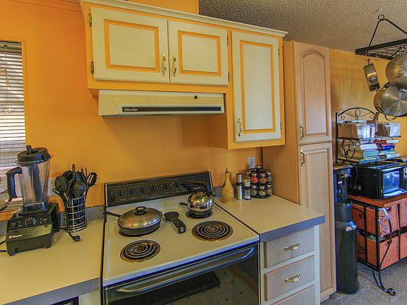 2nd image of 24425 Woosley Canyon Rd #Spc 17