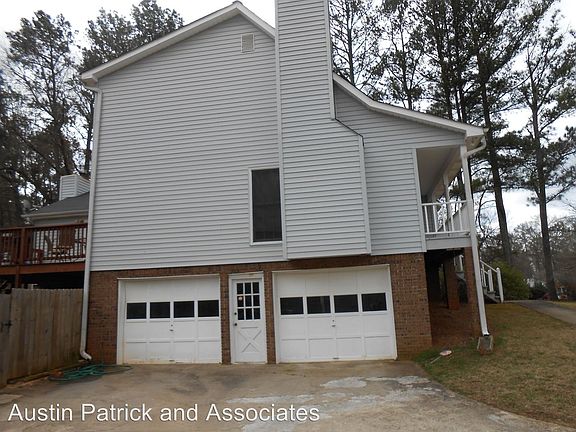 2nd image of 93 Farmington Dr