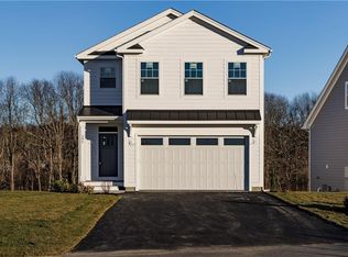 295 Freedom Trail Dr, Portsmouth, RI 02871
