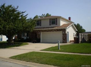 92 Jerome Ct, Buffalo, NY 14227