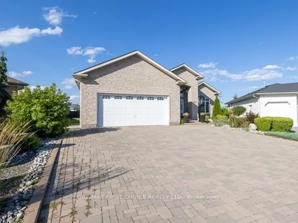 132 Wolverine Cres, Thunder Bay, ON P7C 5Z2
