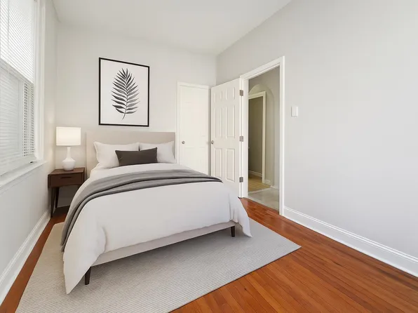 92 Warner Avenue image 13 of 16