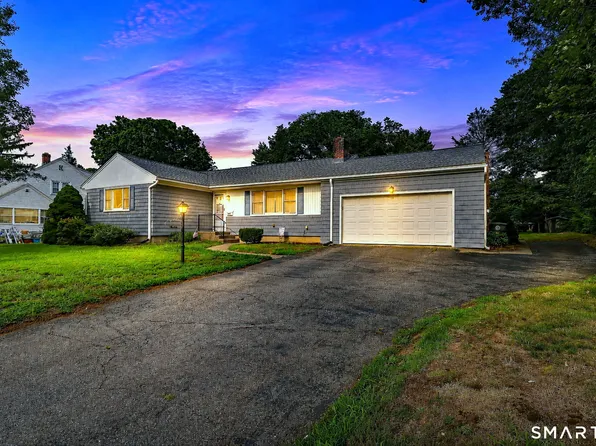 215 North Street, Milford, CT 06461
