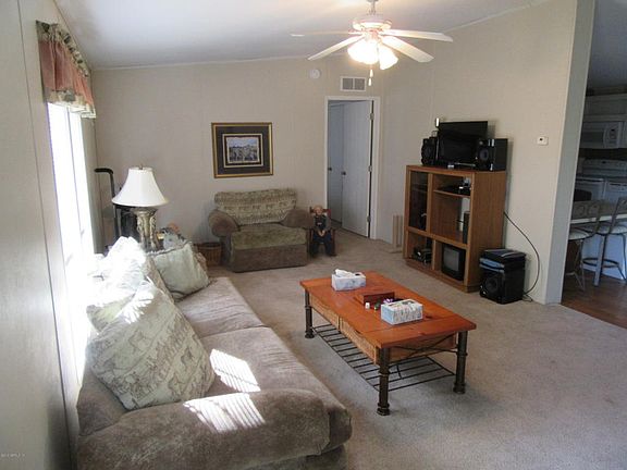 2nd image of 5549 Morse Ave