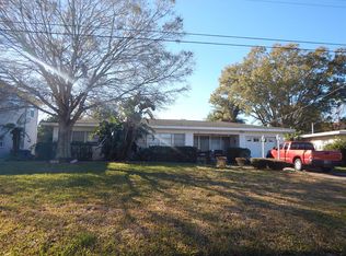 10830 Valencia Ter, Seminole, FL 33772