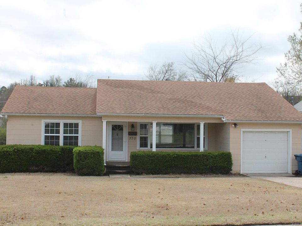 1st image of 330 E Jackson Ave