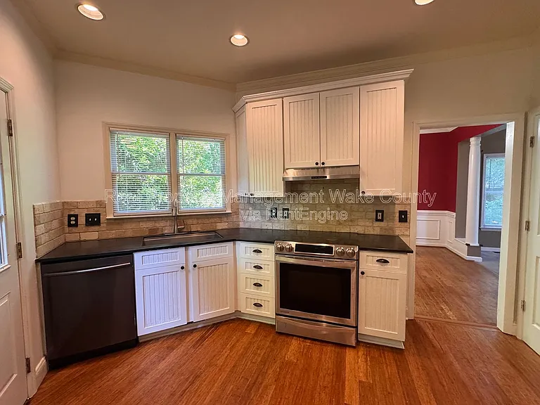 102 Powder Mill Ct — Photo 23