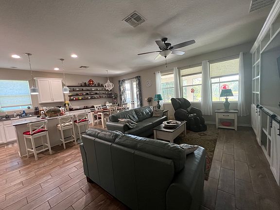 5th image of 3331 Sagebrush St