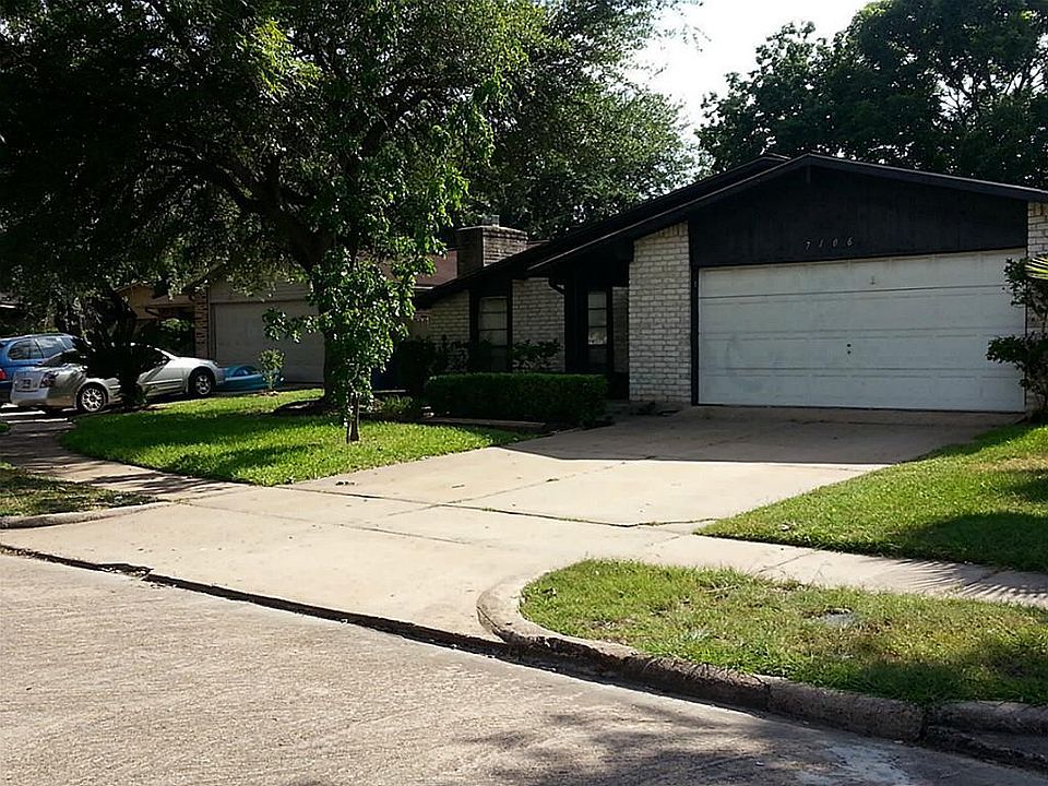 1st image of 7106 La Noche Dr