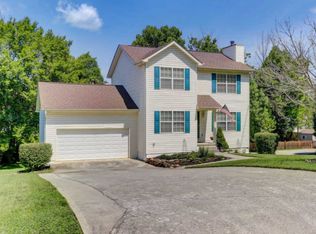 9529 Trails End Rd, Knoxville, TN 37931