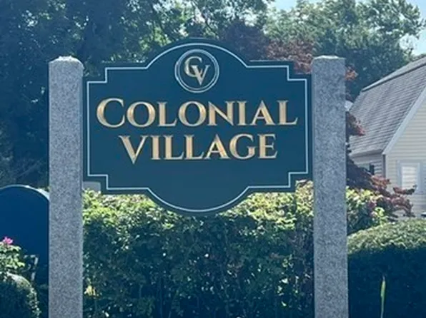 4 Colonial Village Dr APT 7, Arlington, MA 02474
