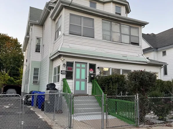 44 Brookline Ave, Springfield, MA 01107
