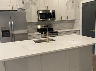 5830 Henry, Philadelphia, PA 19128